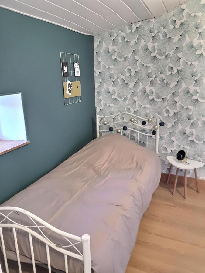 Gites de la Bonaudrie Combrand Extérieur photo